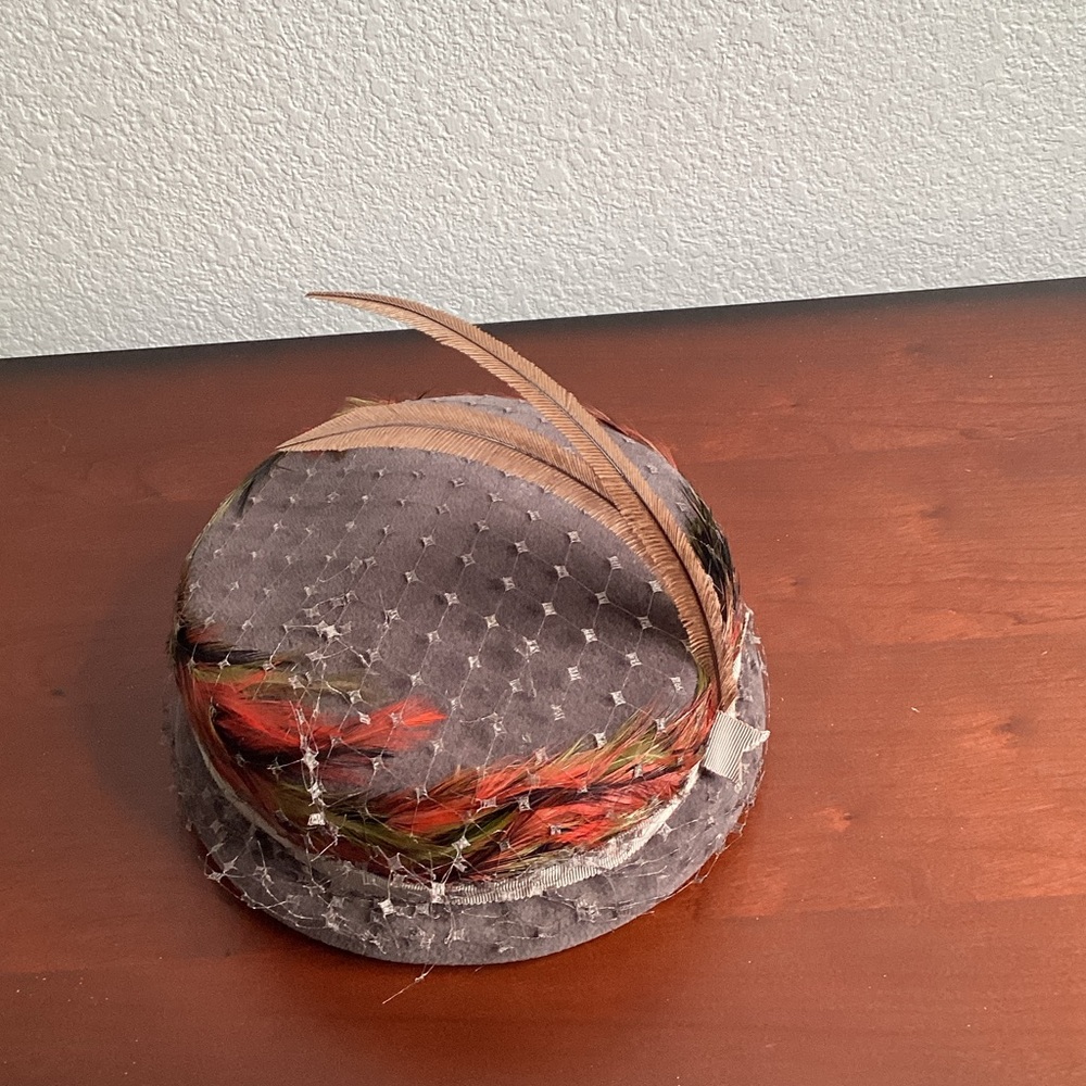 Chic Feathered Women's Hat in Gray and Brown